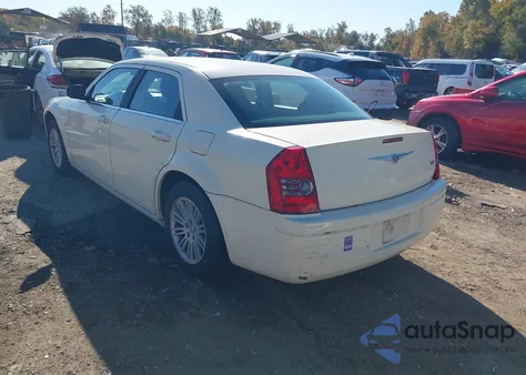 2009 Chrysler 300 Lx z USA, uszkodzony, nr VIN 2C3KA43D89H543976